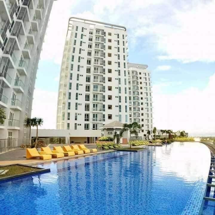 Mactan Newtown Condo With Pool Access Đảo Mactan Ngoại thất bức ảnh