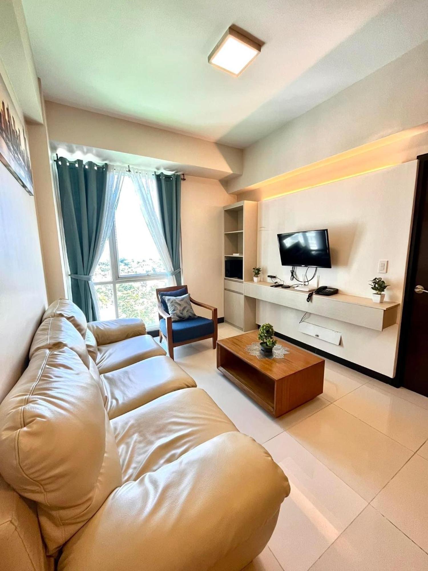 Mactan Newtown Condo With Pool Access Đảo Mactan Ngoại thất bức ảnh